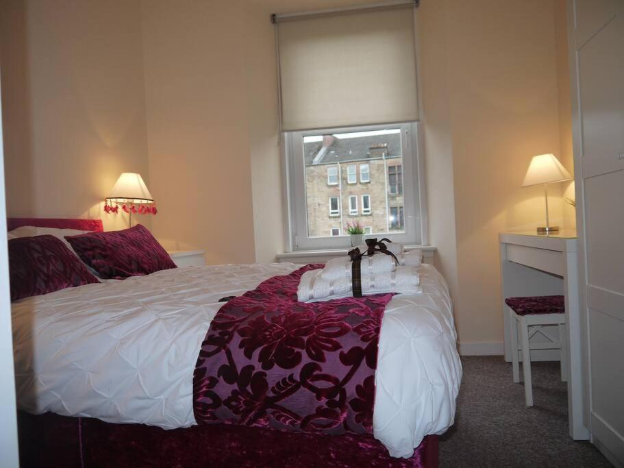 Fabulous Location, One Bedroom West End Flat, Just Off Byres Rd, Close To Sec & Hydro Glasgow Dış mekan fotoğraf
